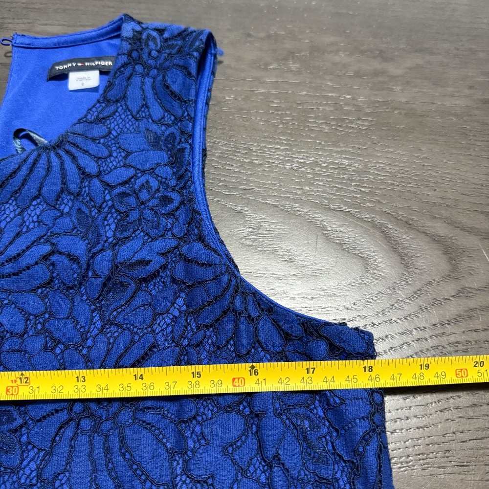 Tommy Hilfiger Women’s Sleeveless Blue Lace Lined Dress Size 6 - Picture 8 of 12